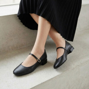 Charles & Keith Gertrude Mary Janes Black - Size: 39