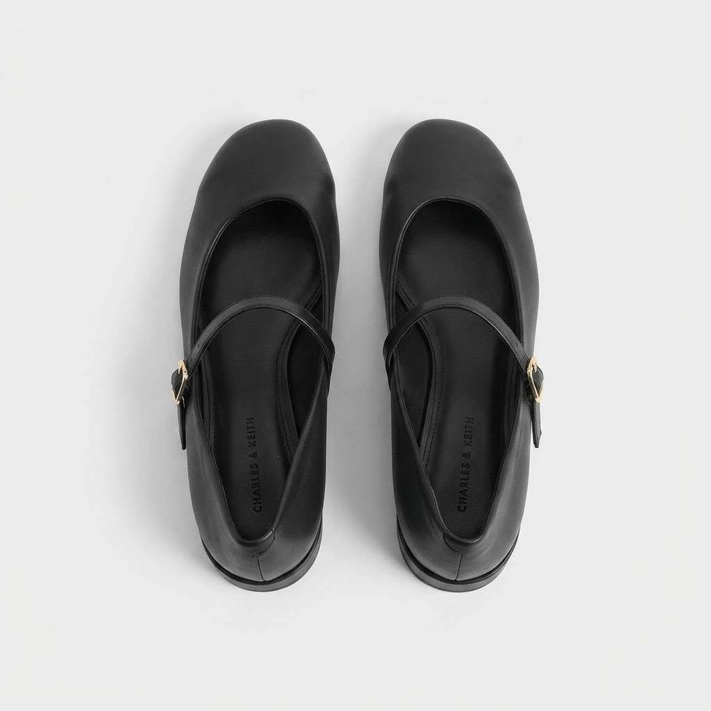 Charles & Keith Gertrude Mary Janes Black - Size: 39 - Image 4
